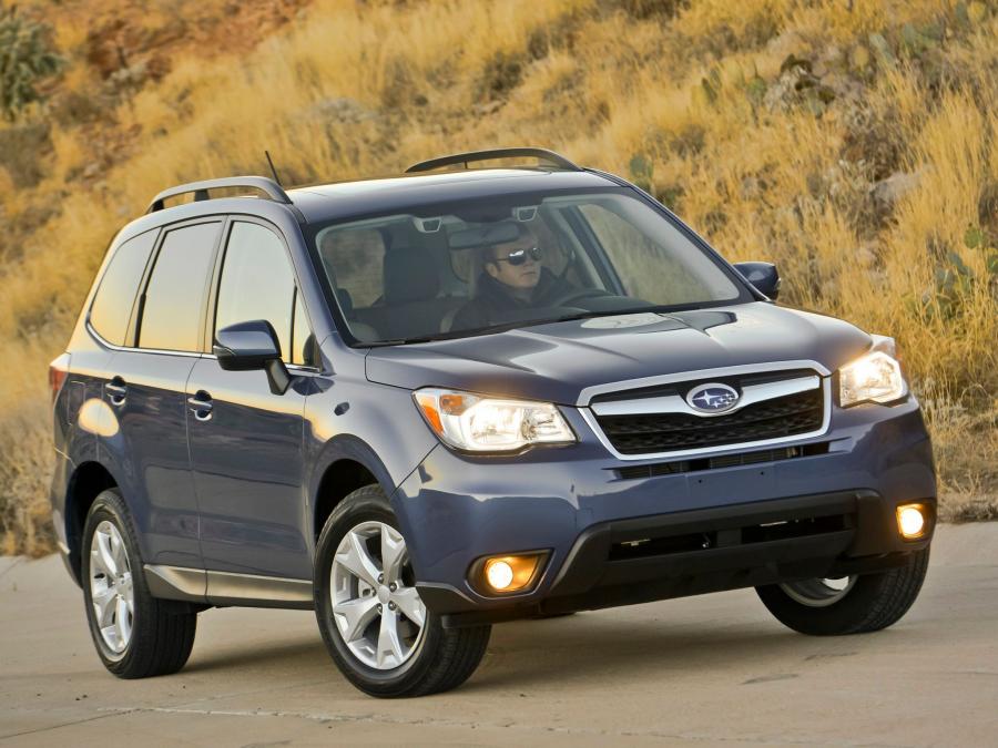  Subaru Forester 2.5i 2012 года  (US) (фото 14 из 17)